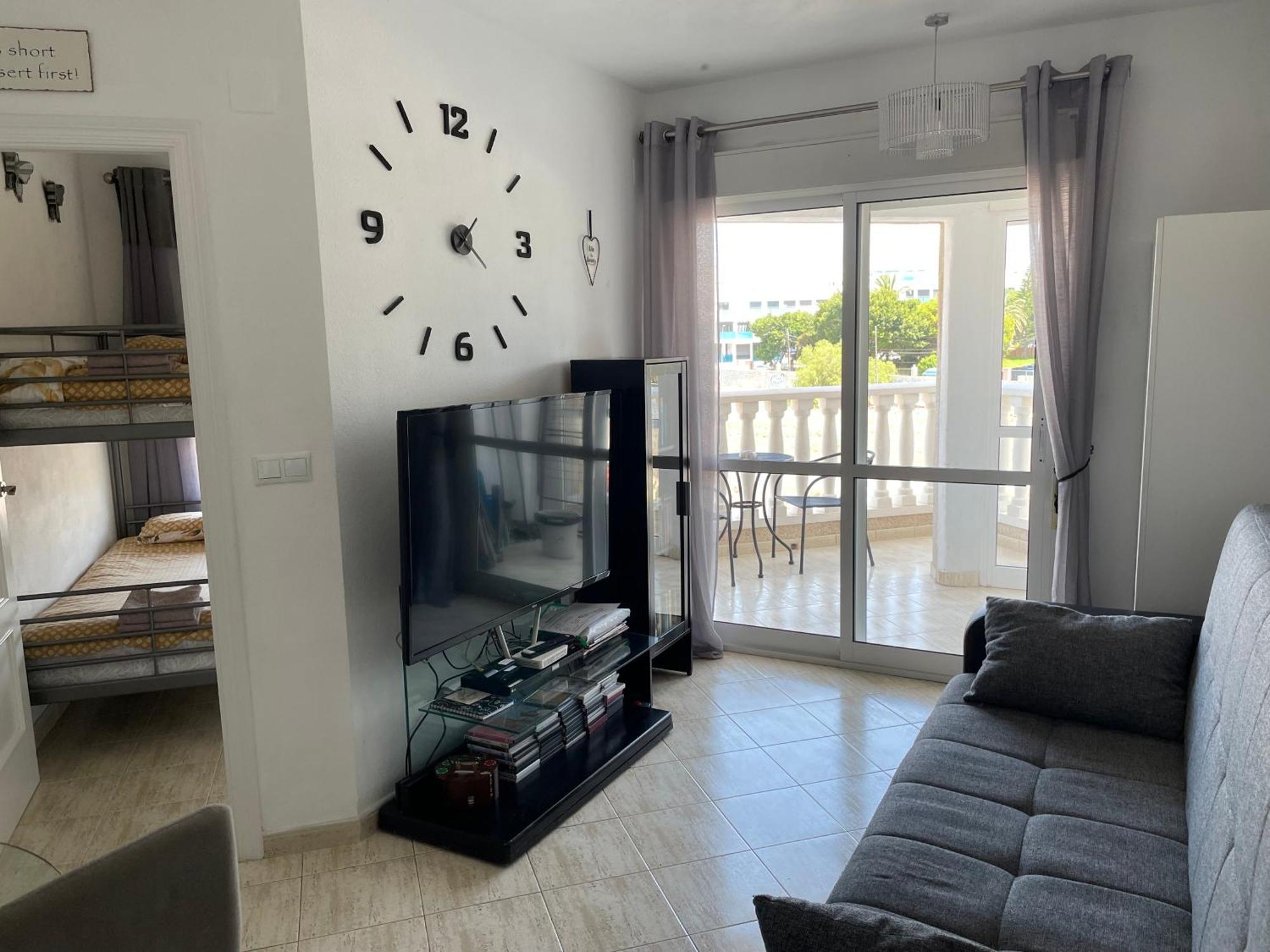 Luxury Beach Apartment Торевиеха Екстериор снимка