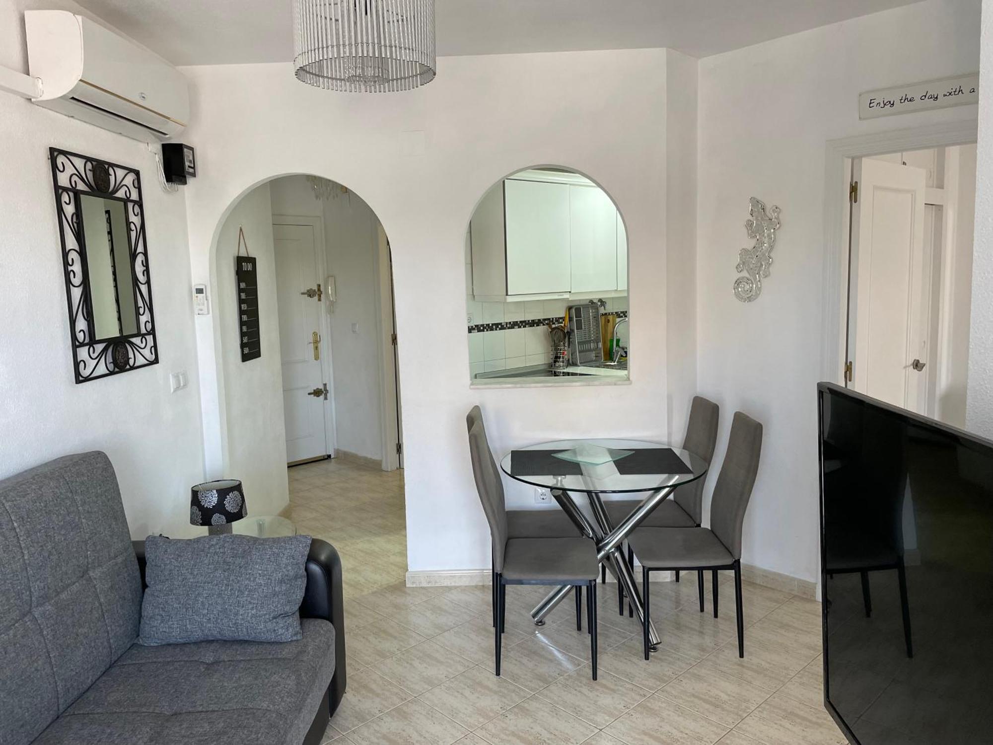 Luxury Beach Apartment Торевиеха Екстериор снимка