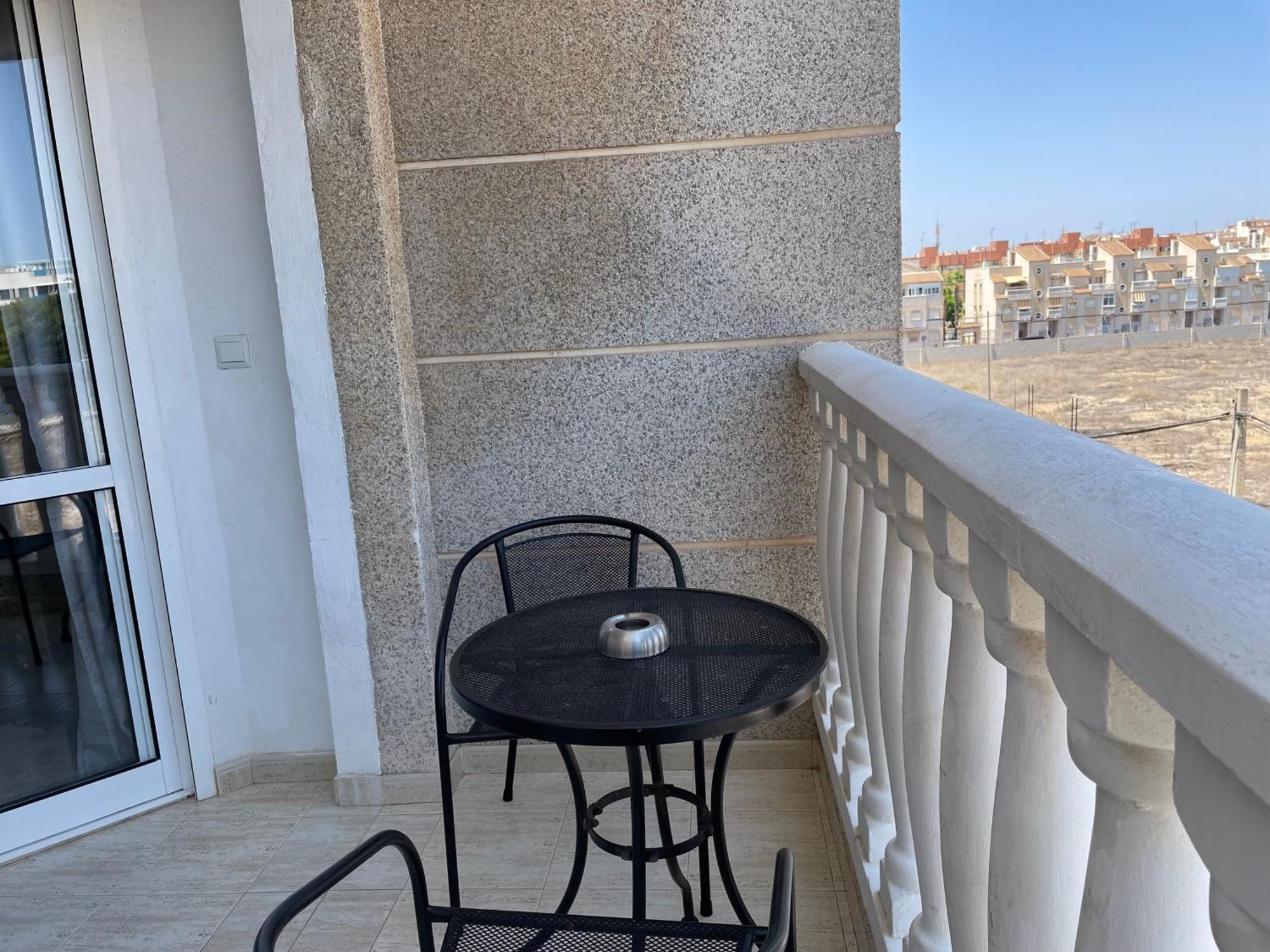 Luxury Beach Apartment Торевиеха Екстериор снимка